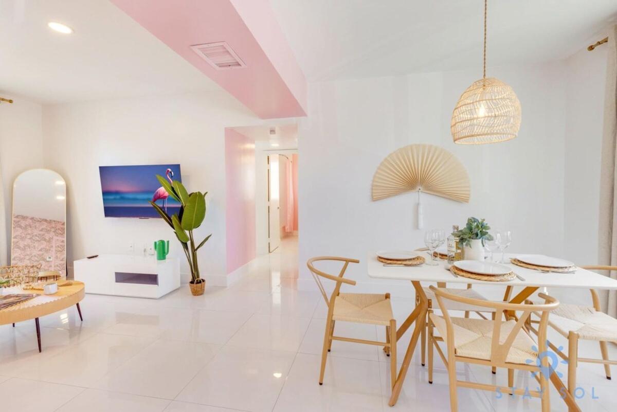 Free Parking, Bay View, Pool, Step To Beach Hollywood Bagian luar foto
